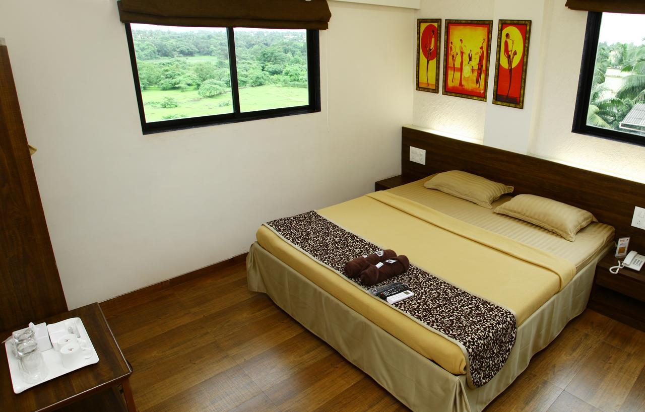 Hotel Maratha Residency Ratnagiri Exterior photo